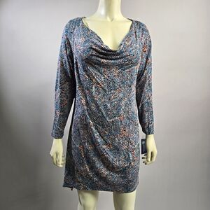 Liz Lange large top nwt R3